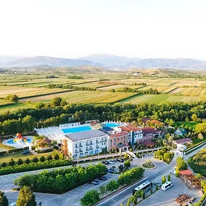 **** Holiday park Gardenland Albania