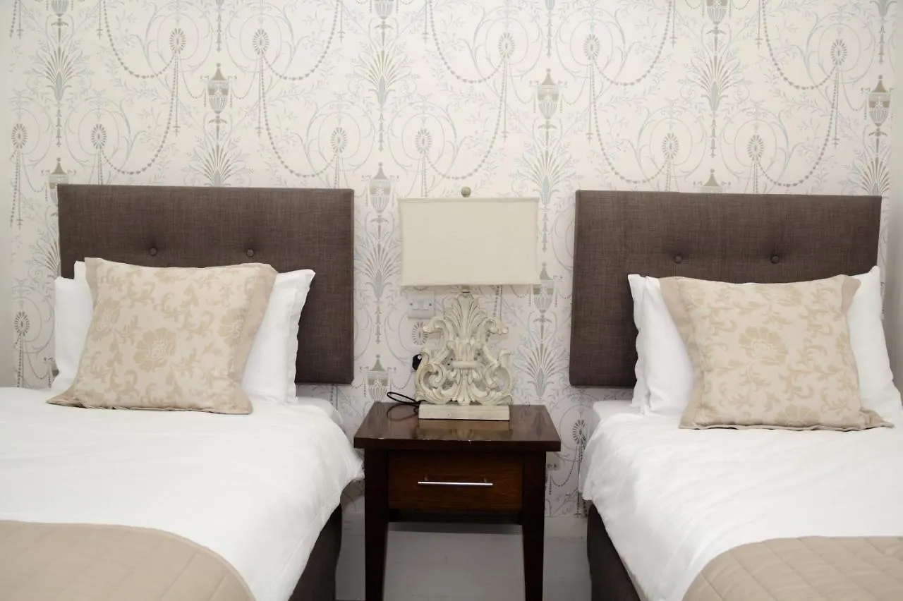 Latchfords Townhouse Otel Dublin 3*,  İrlanda