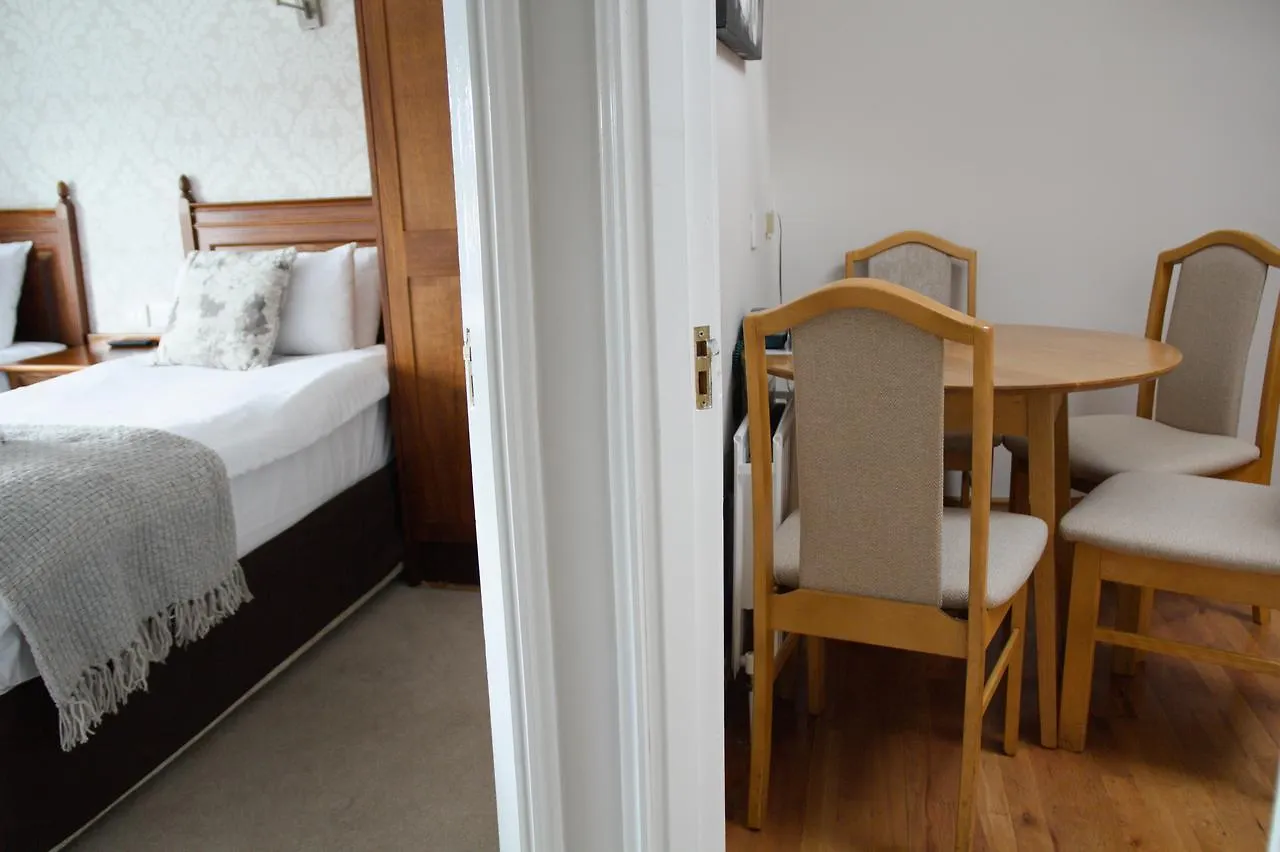 Latchfords Townhouse Otel Dublin İrlanda