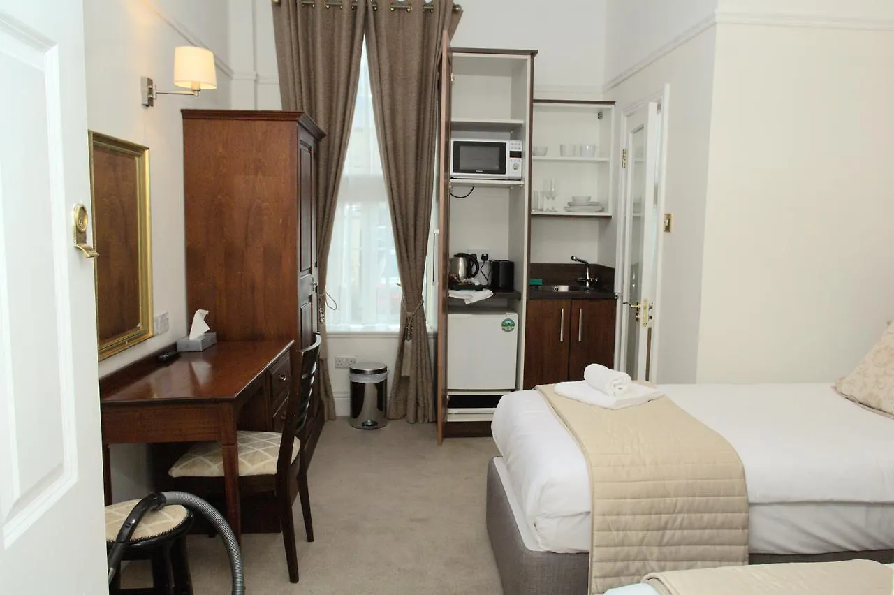Latchfords Townhouse Otel Dublin Konukevi